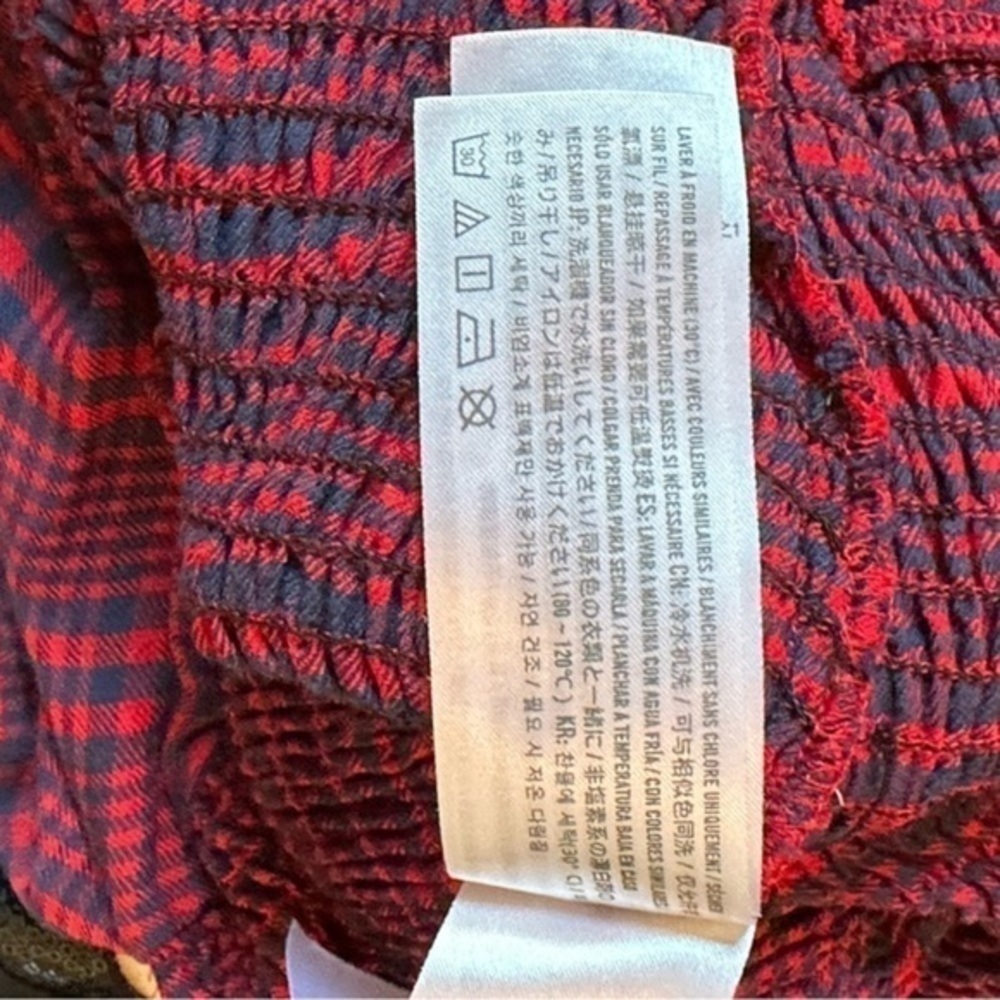 Blue & Red Checkered Long-sleeve Crop Top - Picture 11 of 12